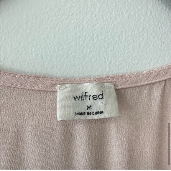 Aritzia Wilfred Diane Dress Long Sleeve Wrap Dress Pink Silk Sz M - Picture 10 of 15